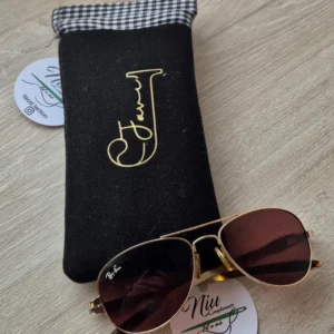 funda gafas negra
